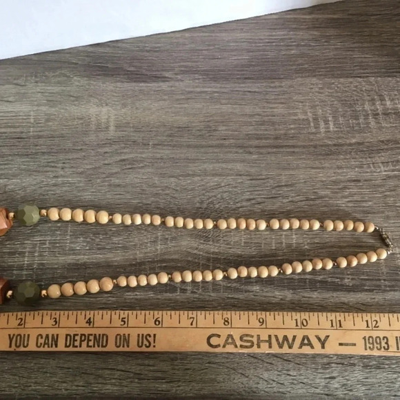 Vtg Beaded necklace - Picture 3 of 5